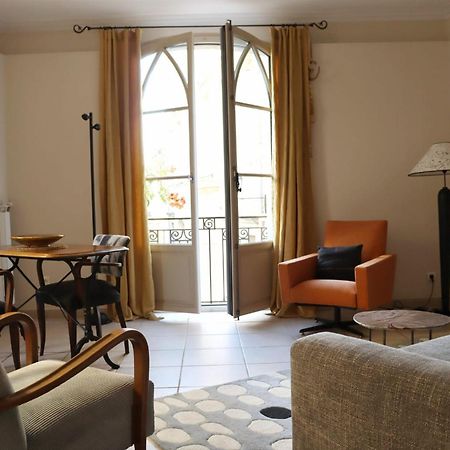 Uzes Centre Quartiers Des Arts Charme De L'Ancien Apartment Exterior foto