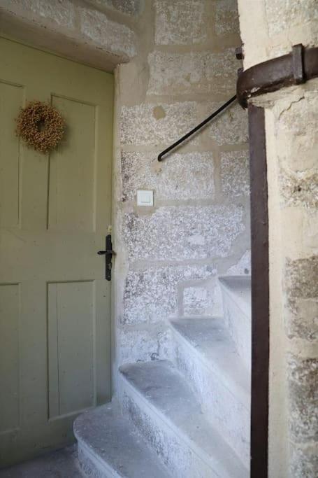 Uzes Centre Quartiers Des Arts Charme De L'Ancien Apartment Exterior foto