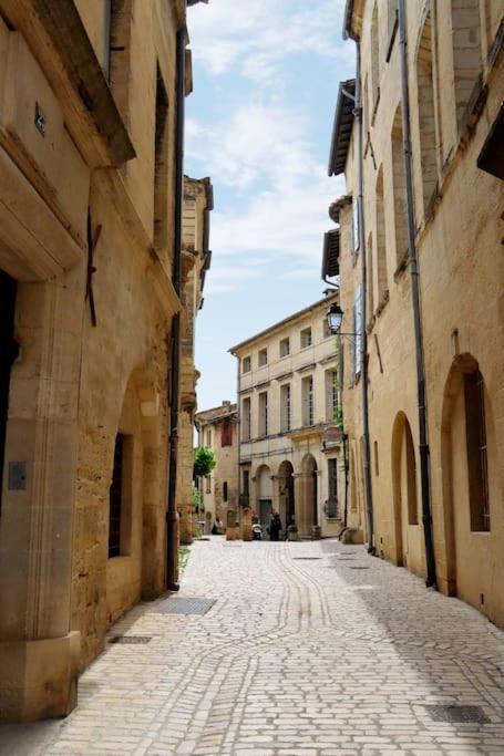 Uzes Centre Quartiers Des Arts Charme De L'Ancien Apartment Exterior foto